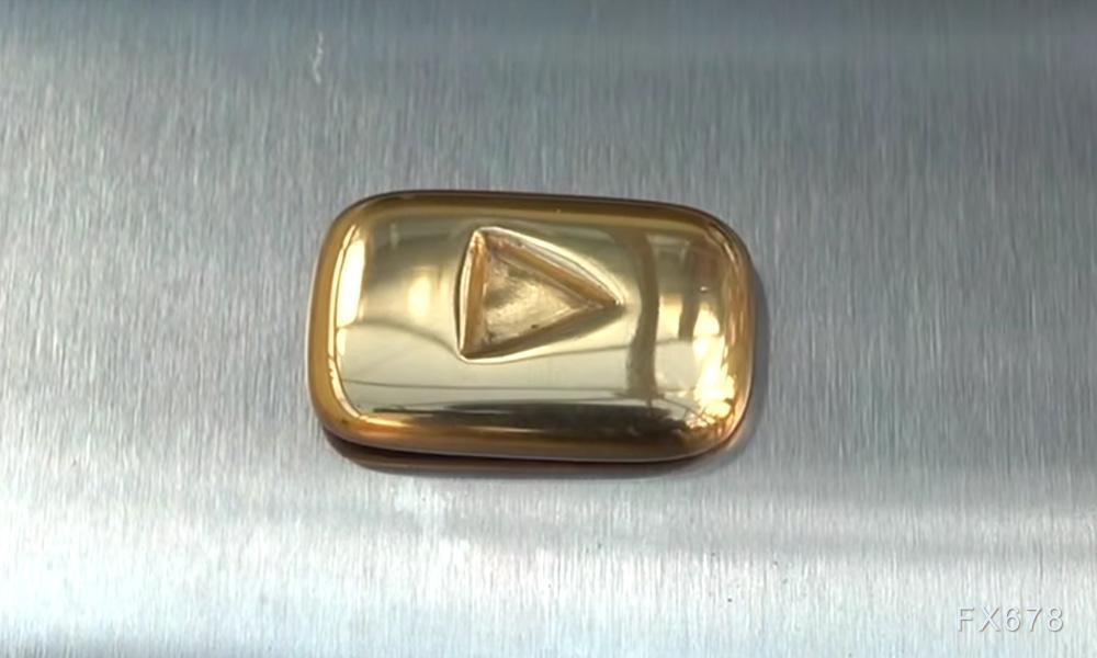 金价盘中突破4050再创纪录，交易员静待美联储会议纪要